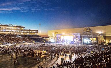 Luke Bryan at Dana J Dykhouse Stadium